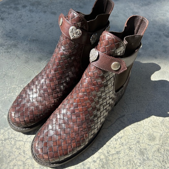 Brighton leather booties size 7.5 - Picture 4 of 15